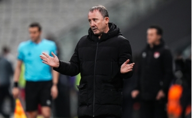 Be�ikta�'ta 3 veda, gelen yok!