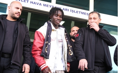 Galatasaray, Nhaga'y� getirdi!