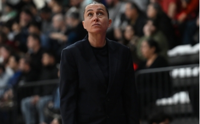 Kad�nlar Basketbol S�per Ligi'nin tek kad�n ko�u: Tu��e Canbaz