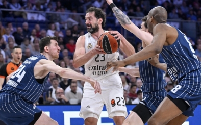 Anadolu Efes, Madrid'de ma�lup