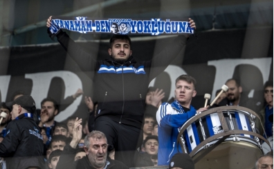 Erzurumspor sevdası tribünde babadan oğula miras kaldı