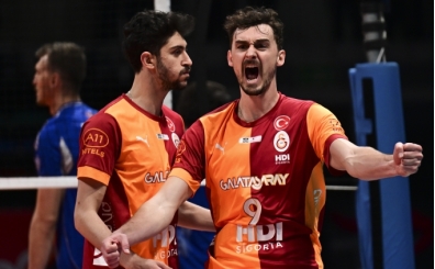 Galatasaray, Halkbank'a set vermedi, finalde Ziraat Bankkart'�n rakibi oldu