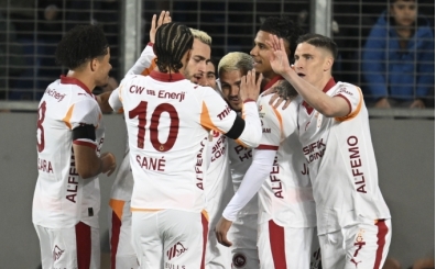 Yazarlardan Galatasaray yorumlar�