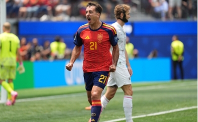 �spanya'dan Bel�ika mesaj�: 'Hedefimiz final!'