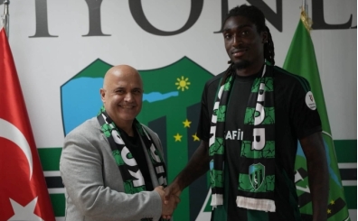 Kocaelispor, Frans�z stoper Tanguy Zoukrou'yu kiralad�