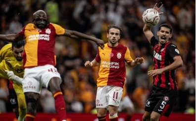 Yazarlardan Galatasaray yorumlar�