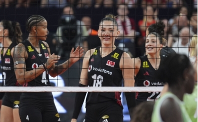 Filenin Sultanlar� doludizgin! Macaristan'a set vermediler!