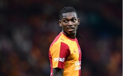 Galatasaray'da Okan Buruk'tan Leao ile �zel g�r��me!