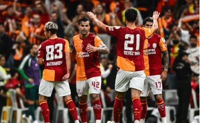 Galatasaray'da iki ma�a prim karar�!