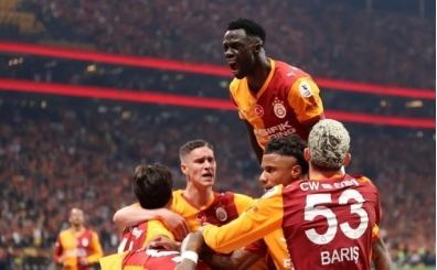 Galatasaray'da y�ld�z oyuncu yol ayr�m�nda
