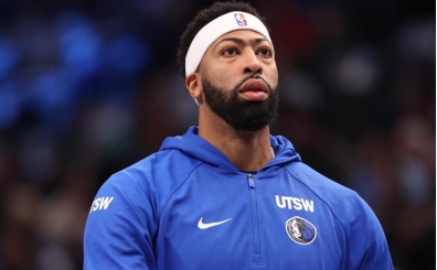 Hawks'�n Young takas�n�n ard�ndan yeni ana hedefi: Anthony Davis