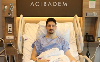 Be�ikta� GA�N oyuncusu Emir Ad�g�zel ameliyat edildi