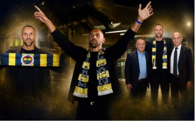 Vedat Muriqi, Fenerbah�e i�in �stanbul'da!