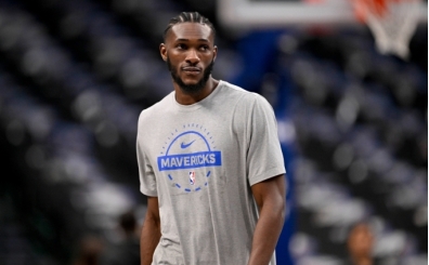 Mavericks, Knicks'in teklifini kar��lad�; Cisse tak�mda kald�