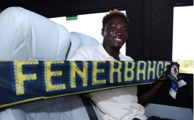 Fenerbah�e'de imzalar at�ld�: Kojo Peprah Oppong