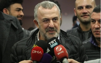 Be�ikta� Divan Kurulu Ba�kan� Ahmet �rkmezgil ameliyat edildi