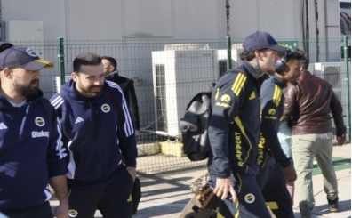 Fenerbah�e, Antalya'dan ayr�ld�