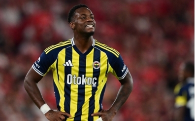 Jhon Duran u�a�a binip gitti!