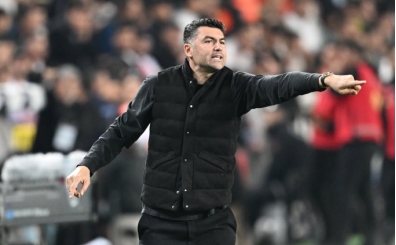 Burak Y�lmaz'a 3 ma� men cezas�!