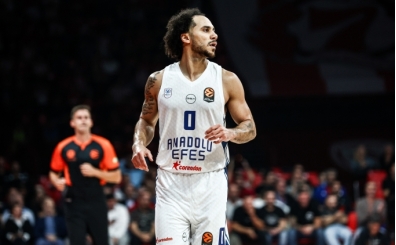 Shane Larkin'den �brahim Kutluay'a: '�smimi t�klanma i�in kullanan bir soytar�'