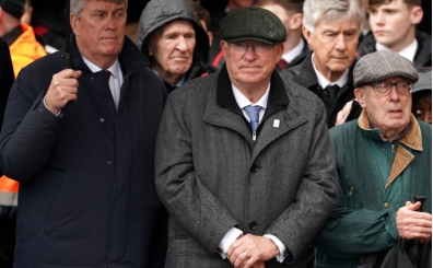 Sir Alex Ferguson, hastaneye kald�r�ld�!