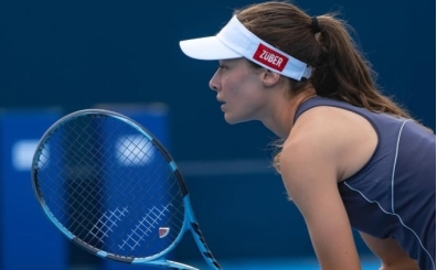 Zeynep S�nmez, Brisbane Tenis Turnuvas� elemelerinde final turuna y�kseldi