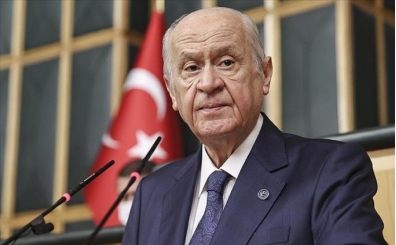 Devlet Bah�eli, Galatasaray'� �ampiyonlu�u i�in tebrik etti