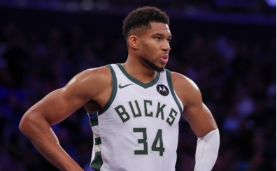 'Celtics ge�en hafta Bucks'a Giannis i�in resmi teklif yapt�' iddias�!