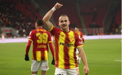 G�ztepeli Arda ve Taha'n�n hayali milli forma