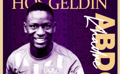 Ey�pspor, Abdou Khadre Sy'yi a��klad�!