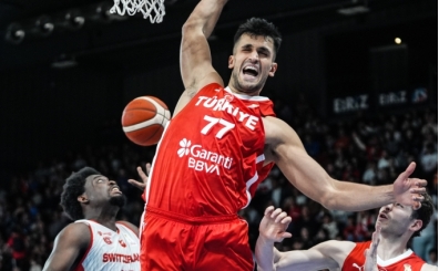 Galatasaray'�n hedefi �mer Faruk Yurtseven