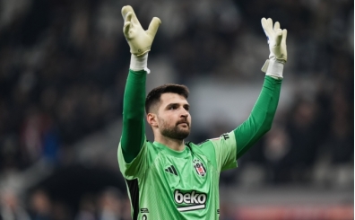 �ngilizler duyurdu! Ersin Destano�lu'na 3 talip birden!