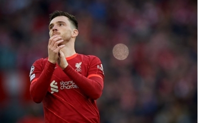 Liverpool ayr�l��� a��klad�: Robertson
