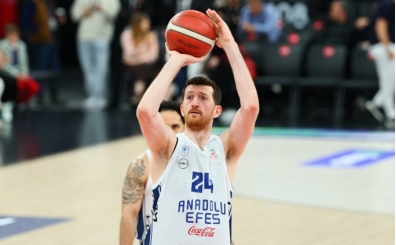 Anadolu Efes, Mersin Spor'u iki say� farkla ma�lup etti!