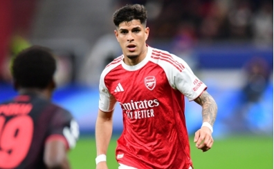 Arsenal, Hincapie'nin tapusunu ald�