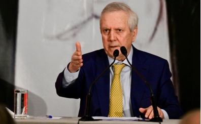 Aziz Y�ld�r�m: 'Transfer laflar�na inanmay�n!'