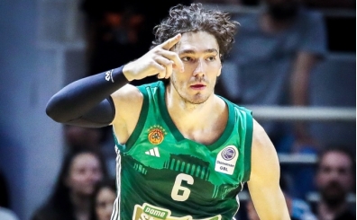 Cedi Osman yetmedi, derbiyi Olympiakos kazand�