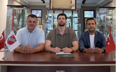 Kar��yaka Basketbol Tak�m�, Hakan Say�l�'y� kadrosuna katt�