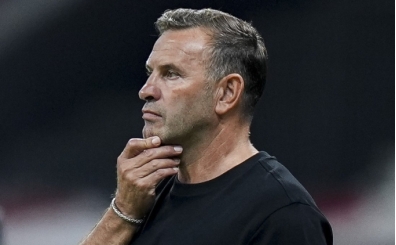 Okan Buruk'tan transfer a��klamas�!