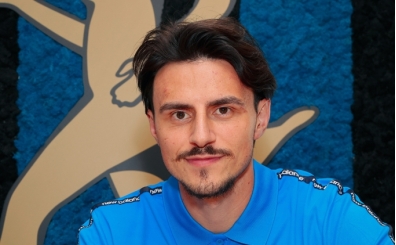 Atalanta, Eljif Elmas'� kiralad���n� a��klad�!