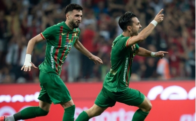 Furkan Soyalp: 'Hayal de�ildi, ba�ard�k'