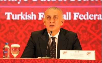 TFF a��klad�; Emniyet, VAR odas�na girdi!