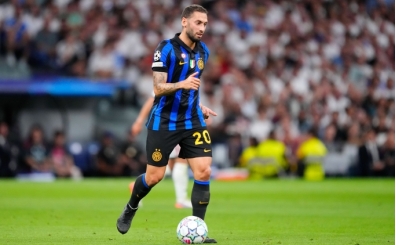 Juventus'a Hakan �alhano�lu �nerisi!