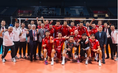 Ziraat Bankkart, Fenerbah�e'yi set vermeden ma�lup etti!