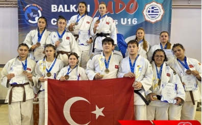 Milli judocular, y�ld�zlarda Balkan �ampiyonu oldu