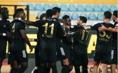 Esenler Erokspor bu sezon ilk kez kazand�!