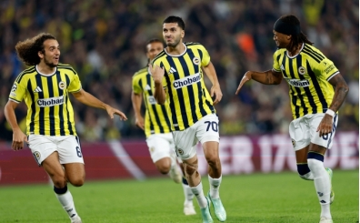 Fenerbah�e, derbide Galatasaray'a konuk oluyor