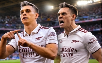 Arsenal, �ampiyonlu�a 83'te tutundu!