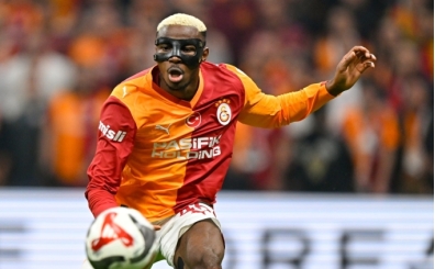 Victor Osimhen, �stanbul'a geldi