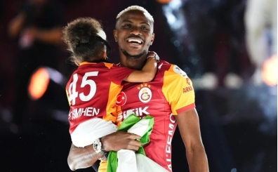 Osimhen i�in transfer kap�lar� kapand�!